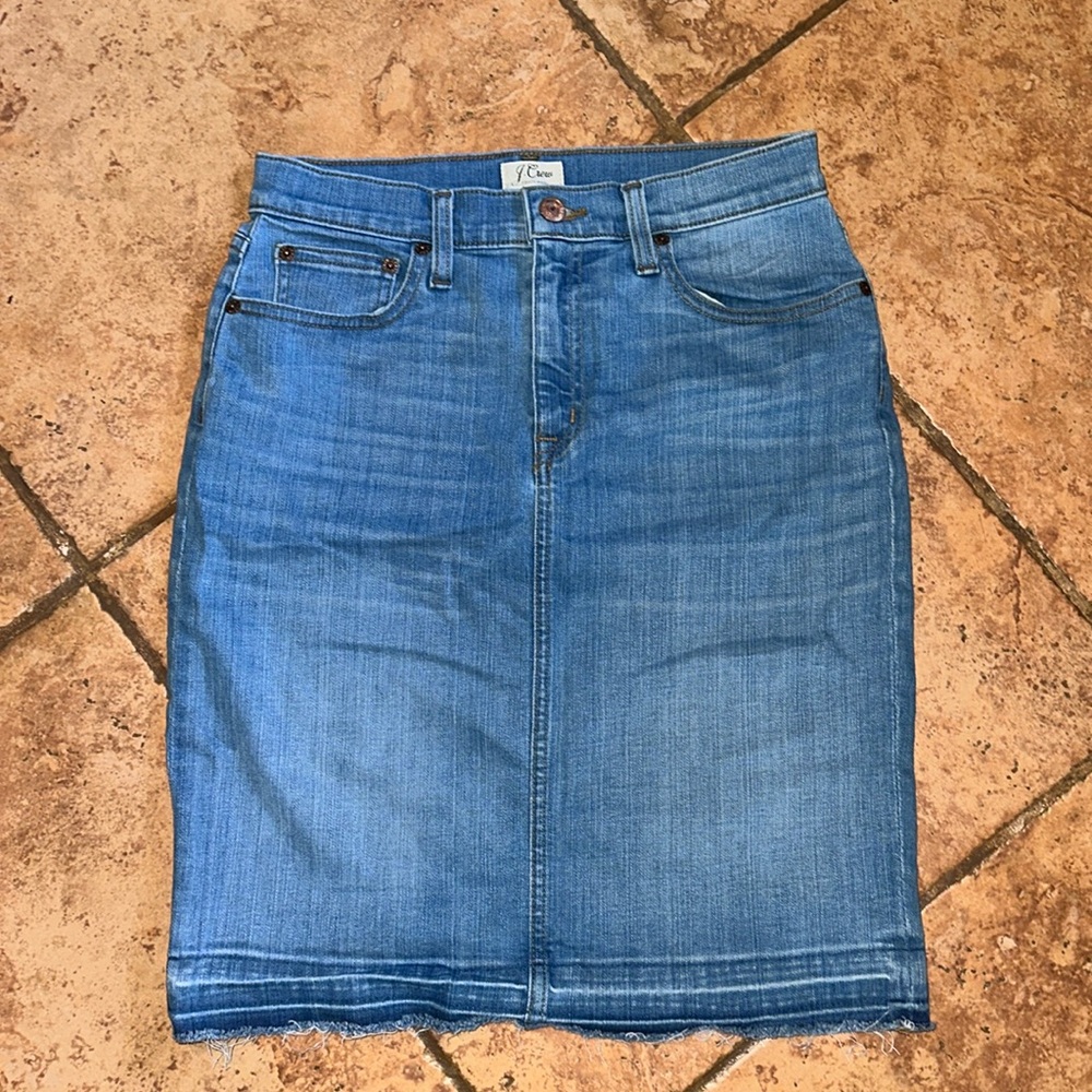 J.CREW Frayed Raw Hem Denim Pencil Skirt Sz 27 Style C5647